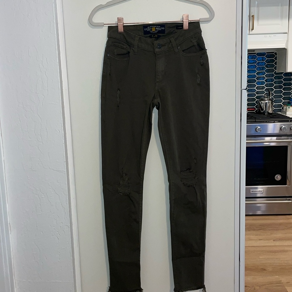 Lucky Brand Khaki Sasha Super Skinny Distressed Jeans | 2/26